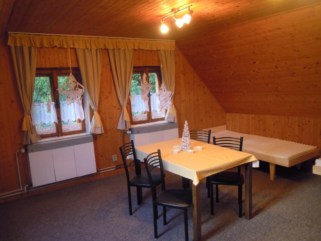 Chata Bucharka Liberec Oda fotoğraf